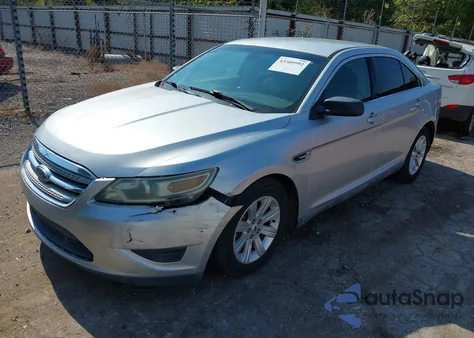 2010 Ford Taurus Se z USA, uszkodzony, nr VIN 1FAHP2DW9AG140944